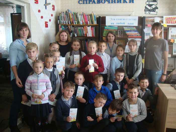 Уроки безопасности от «Лиза Алерт» в Погарской детской библиотеке
