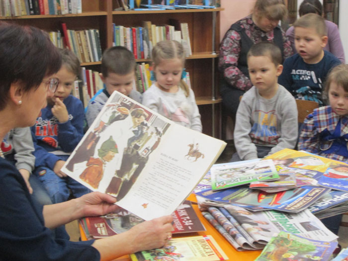 Акция «Читаем детям о войне»