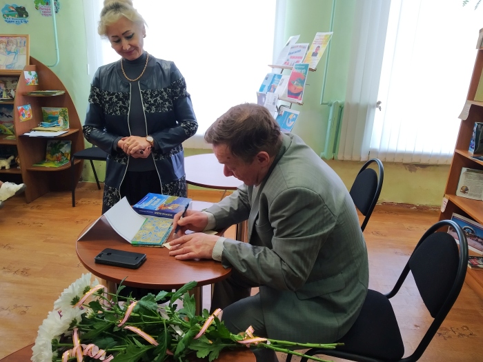 Творческая встреча с Владимиром Евгеньевичем Сорочкиным в Сураже
