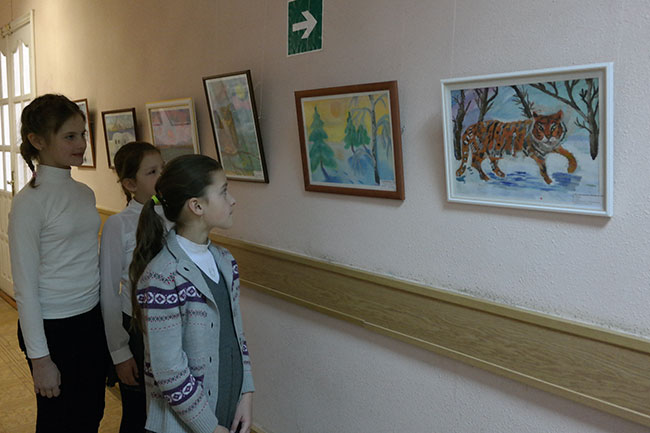 20.04.2017г. Выставка детских рисунков, посвященная Году экологии в России